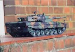 Leopard 2A4 1-16 GPM 199 13.jpg

62,89 KB 
791 x 543 
10.04.2005
